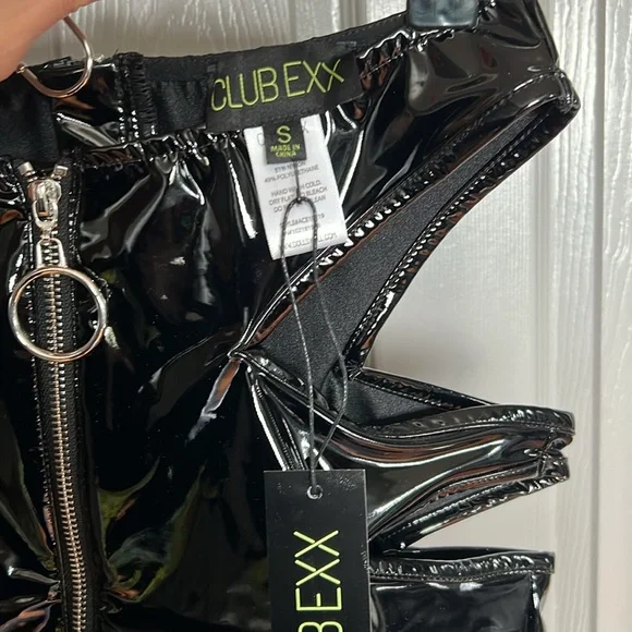 Short - Picture 9 of 9